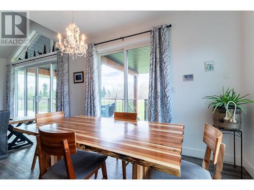 7400 Taborview Drive, Prince George, BC - Indoor Photo Showing Dining Room