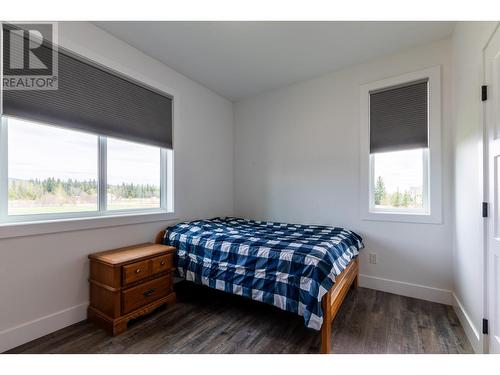 7400 Taborview Drive, Prince George, BC - Indoor Photo Showing Bedroom