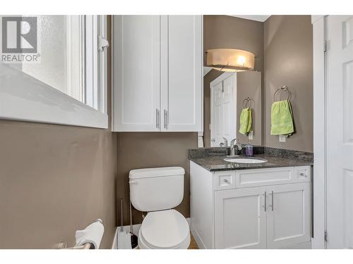 1623 Blackwood Drive, West Kelowna, BC - Indoor Photo Showing Bathroom