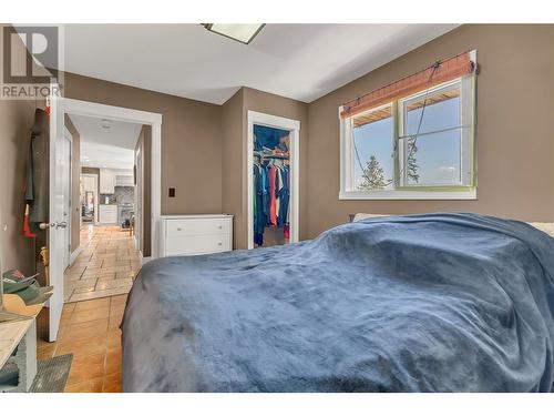 1623 Blackwood Drive, West Kelowna, BC - Indoor Photo Showing Bedroom