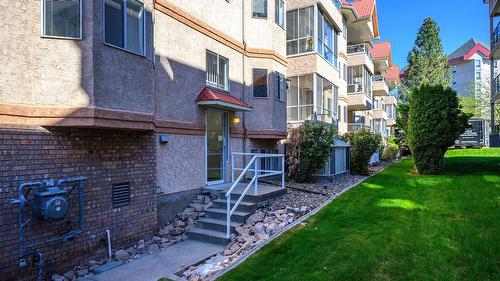 209-3609 30 Avenue, Vernon, BC - Outdoor