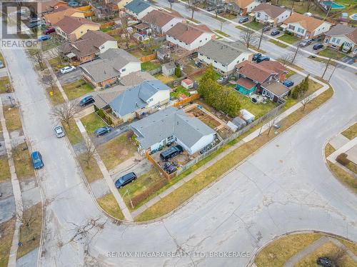 8420 Lamont Avenue, Niagara Falls (Chippawa), ON - 