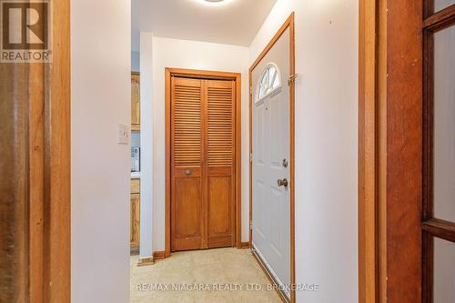 8420 Lamont Avenue, Niagara Falls (Chippawa), ON - Indoor Photo Showing Other Room