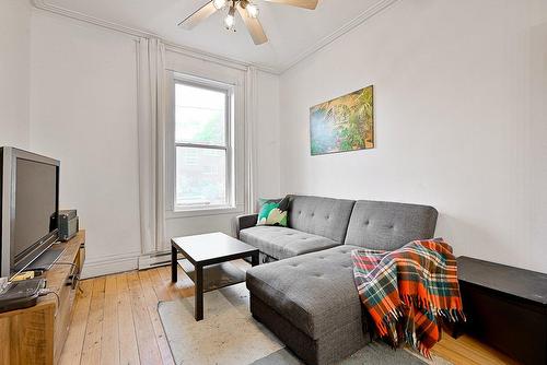 Salon - 511  - 517 Av. Birch, Saint-Lambert, QC - Indoor