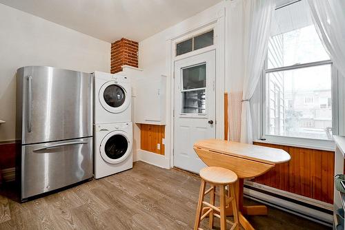 Cuisine - 511  - 517 Av. Birch, Saint-Lambert, QC - Indoor Photo Showing Laundry Room
