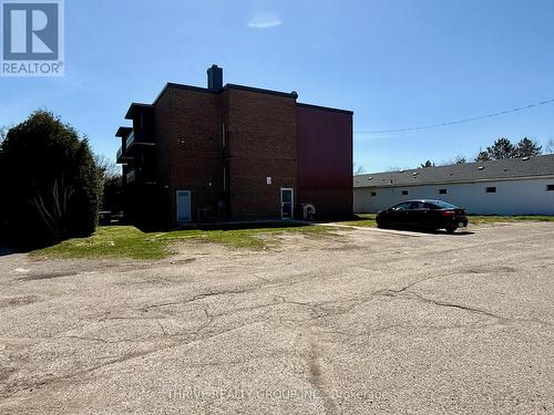 1576 Caledonia Street, London East (East H), ON - Outdoor