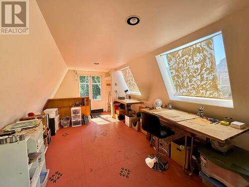 395 Boven Road, Nelson, BC - Indoor