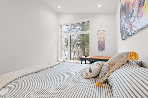 Chambre à coucher - 1329 Route 112, Austin, QC - Indoor Photo Showing Bedroom