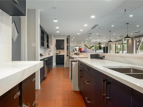 1-2220 Bowen Rd, Nanaimo, BC 