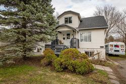 411 Rue Dufferin  Granby, QC J2G 4Y3