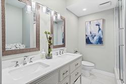 Salle de bains attenante à la CCP - 