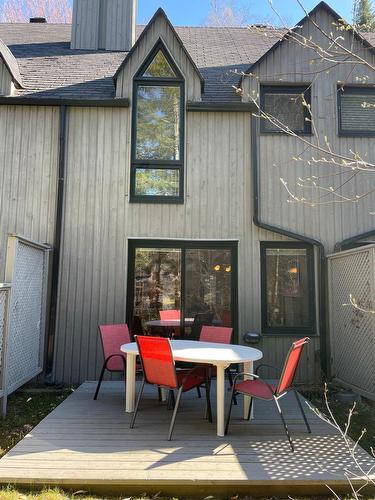 Terrasse - 102-273 Ch. Des Grappes, Piedmont, QC - Outdoor With Exterior