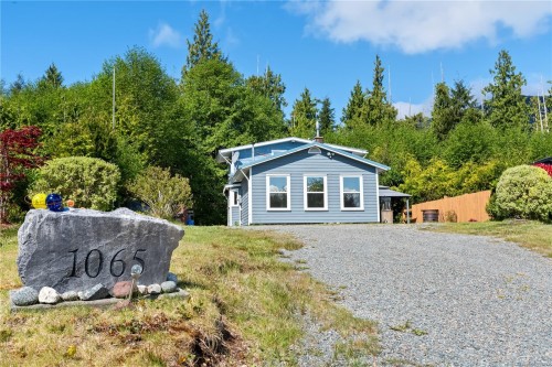 1065 Seventh Ave, Ucluelet, BC 