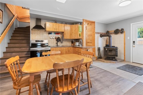 1065 Seventh Ave, Ucluelet, BC 