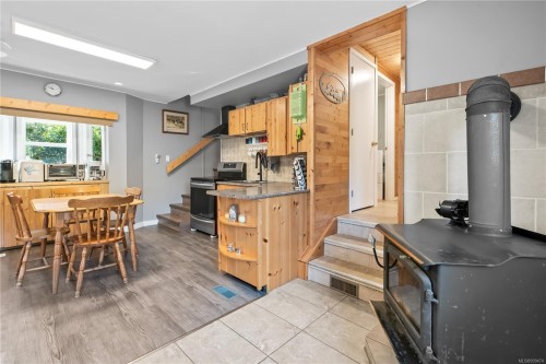 1065 Seventh Ave, Ucluelet, BC 