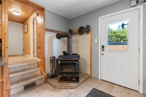 1065 Seventh Ave, Ucluelet, BC 