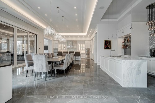 1272 Fiddlers Green Road, Hamilton, ON - Indoor Photo Showing Dining Room