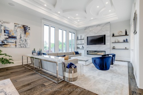 1272 Fiddlers Green Road, Hamilton, ON - Indoor With Fireplace