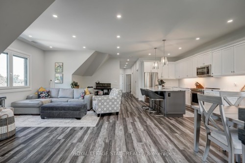 1272 Fiddlers Green Road, Hamilton, ON - Indoor