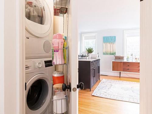 1417 Halifax Place, Burlington, ON - Indoor Photo Showing Laundry Room