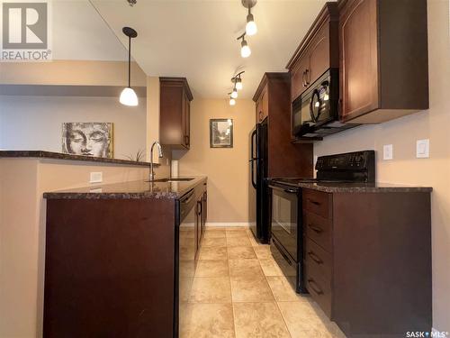 207 1220 Blackfoot Drive, Regina, SK - Indoor Photo Showing Kitchen