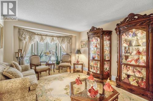 3542 Marmac Crescent, Mississauga, ON - Indoor Photo Showing Living Room