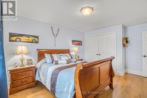 3542 Marmac Crescent, Mississauga, ON - Indoor Photo Showing Bedroom