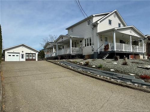 254 Basin ST  Grand-Sault/Grand Falls, NB E3Z 2J3