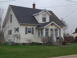 94 Victoria Street  Kensington, PE C0B 1M0