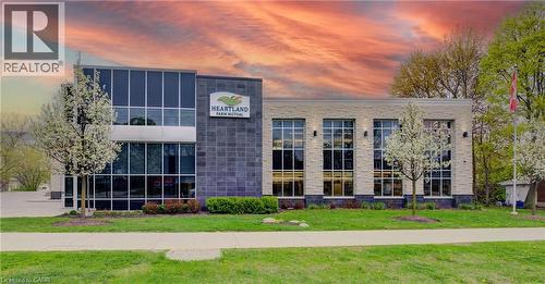 100 Erb Street E, Waterloo, ON 