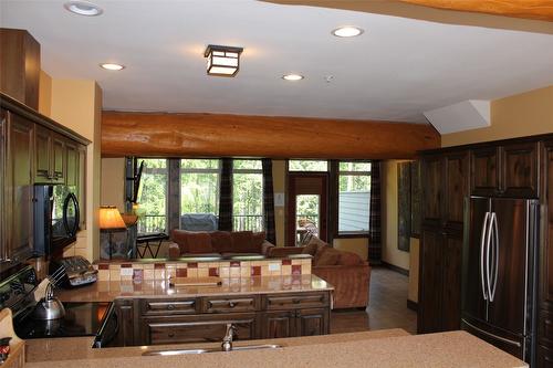 O3-C-1351 Gerry Sorensen Way, Kimberley, BC - Indoor Photo Showing Kitchen