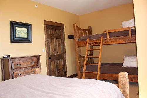 O3-C-1351 Gerry Sorensen Way, Kimberley, BC - Indoor Photo Showing Bedroom