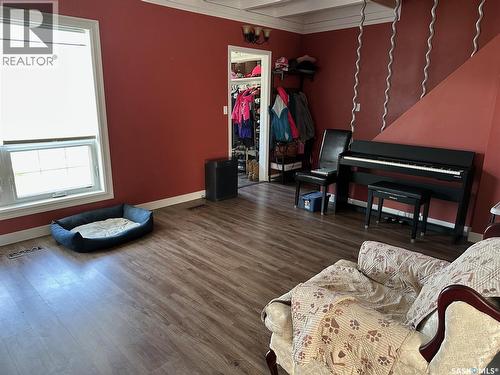 1217 2Nd Street, Estevan, SK - Indoor