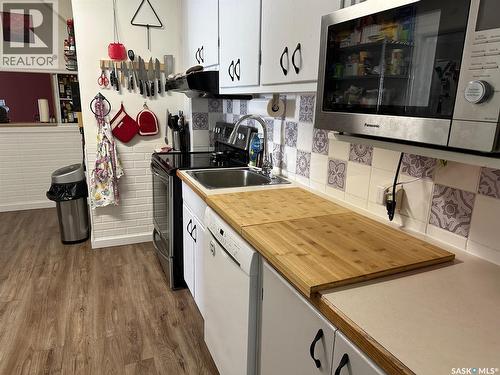 1217 2Nd Street, Estevan, SK - Indoor Photo Showing Kitchen
