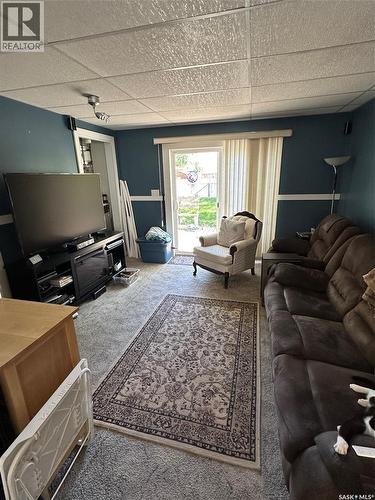 1217 2Nd Street, Estevan, SK - Indoor