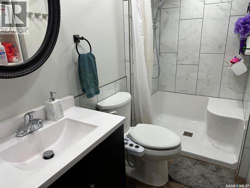 1217 2Nd Street, Estevan, SK - Indoor Photo Showing Bathroom