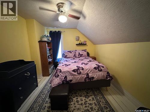 1217 2Nd Street, Estevan, SK - Indoor Photo Showing Bedroom