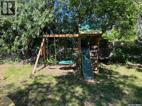 1217 2Nd Street, Estevan, SK - Outdoor