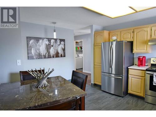 8700 Clerke Road Unit# 3, Coldstream, BC - Indoor Photo Showing Kitchen