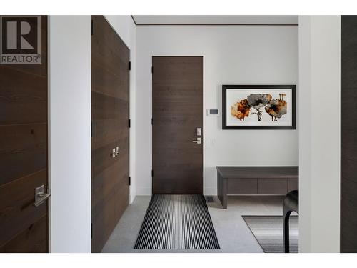 2463 Thacker Drive, West Kelowna, BC - Indoor Photo Showing Other Room