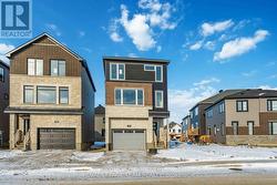 720 JENNIE TROUT TERRACE  Ottawa, ON K2W 0M5