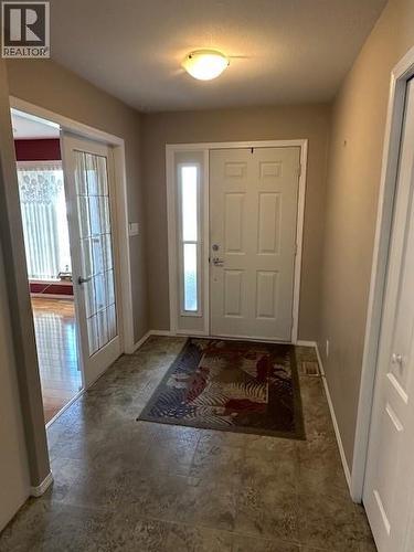568 Red Wing Drive, Penticton, BC - Indoor Photo Showing Other Room