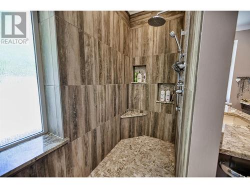 148 Sasquatch Trail, Osoyoos, BC - Indoor Photo Showing Bathroom