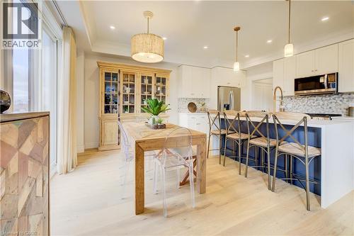 109 Thackeray Way, Harriston, ON - Indoor Photo Showing Kitchen With Upgraded Kitchen