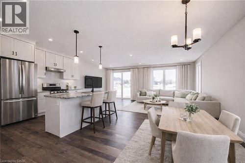 Virtaully staged - 102 Thackeray Way, Harriston, ON - Indoor