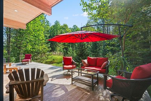 Terrasse - 42 Ch. Des Épicuriens, La Conception, QC - Outdoor With Deck Patio Veranda