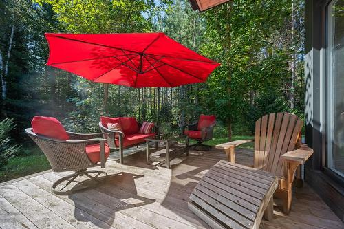 Terrasse - 42 Ch. Des Épicuriens, La Conception, QC - Outdoor With Deck Patio Veranda