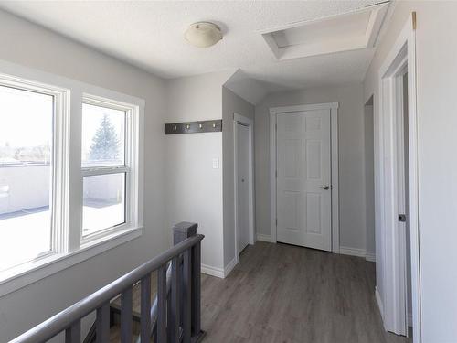 401 May Street N, Thunder Bay, ON - Indoor Photo Showing Other Room