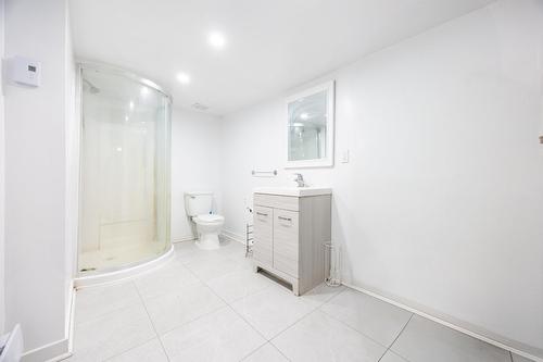 Salle de bains - 6830 Ch. Des Prairies, Brossard, QC - Indoor Photo Showing Bathroom