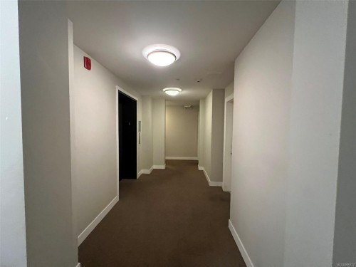 2835 Peatt Rd, Langford, BC - Indoor Photo Showing Other Room